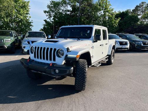 Bright White Clearcoat 2022 Jeep Gladiator Mojave 4x4