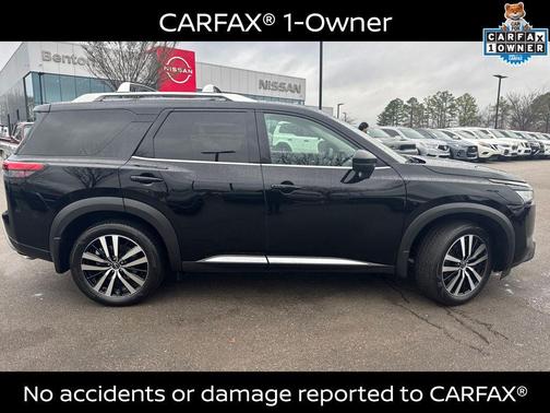 2025 Nissan Pathfinder Platinum 4WD