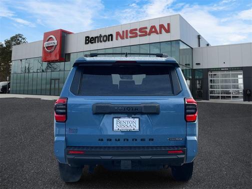 2025 Toyota 4Runner TRD Off Road