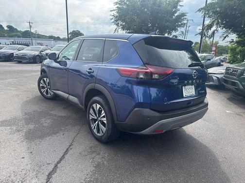 Caspian Blue Metallic 2021 Nissan Rogue SV