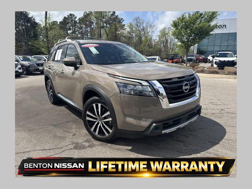 2025 Nissan Pathfinder Platinum 4WD