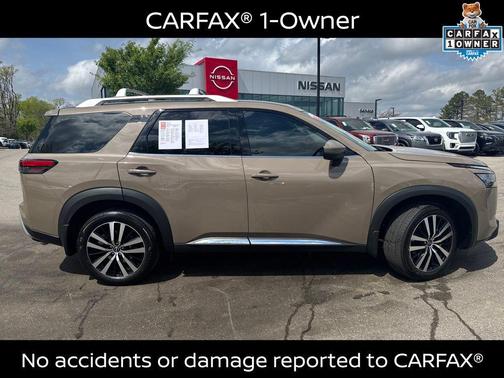 2025 Nissan Pathfinder Platinum 4WD