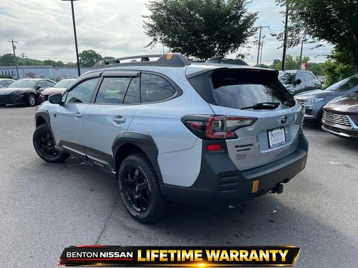 Ice Silver Metallic 2022 Subaru Outback Wilderness