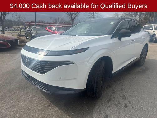 Everest White Pearl/Black 2026 Nissan Murano Platinum