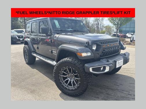 Granite Crystal Metallic Clearcoat 2021 Jeep Wrangler Unlimited Sahara