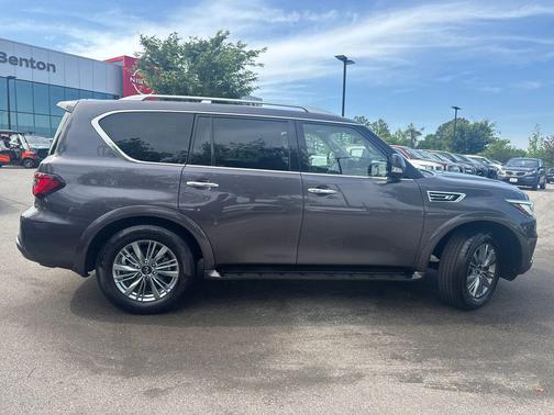 Anthracite Gray 2024 INFINITI QX80 Luxe