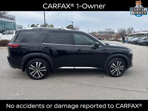 2025 Nissan Pathfinder Platinum FWD