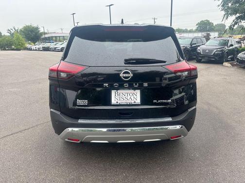 Super Black 2023 Nissan Rogue Platinum