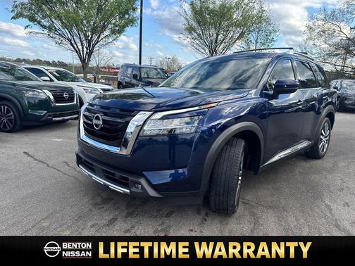 2022 Nissan Pathfinder Platinum 4WD