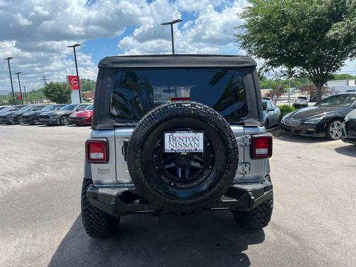 Billet Silver Metallic Clearcoat 2018 Jeep Wrangler Unlimited Sport