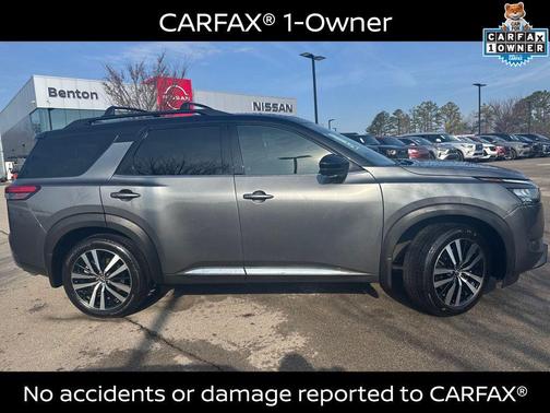 2025 Nissan Pathfinder Platinum 4WD