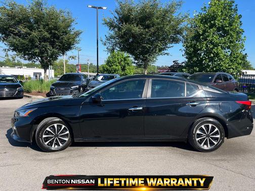 Super Black Clearcoat 2020 Nissan Altima S FWD