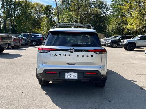 2025 Nissan Pathfinder SV FWD
