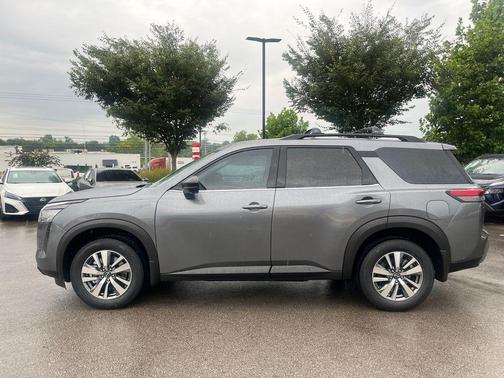 Gun Metallic 2026 Nissan Pathfinder SL
