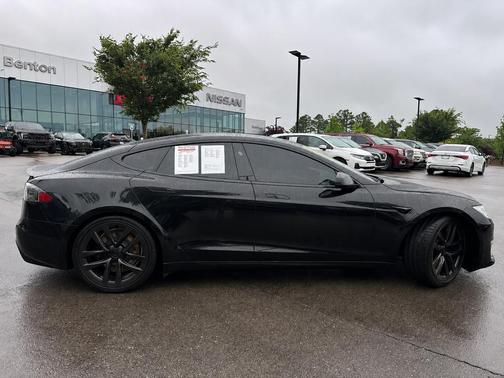 Solid Black 2021 Tesla Model S Plaid