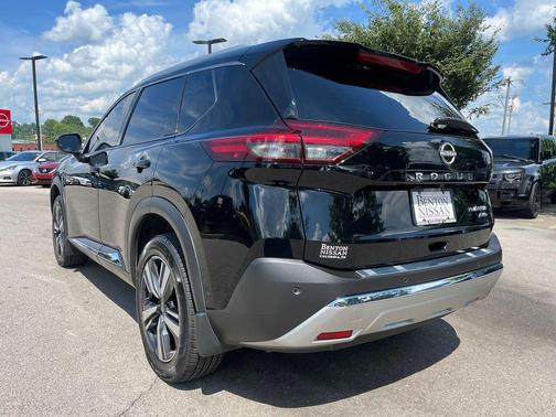 Super Black 2023 Nissan Rogue Platinum