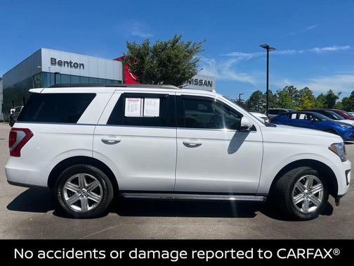 Oxford White 2018 Ford Expedition XLT