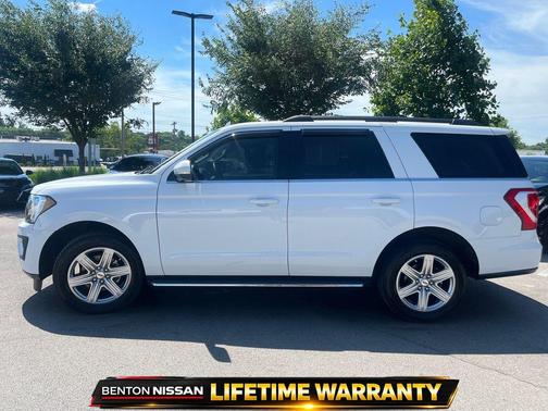 Oxford White 2018 Ford Expedition XLT
