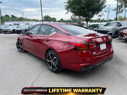 Scarlet Ember 2024 Nissan Altima SR FWD