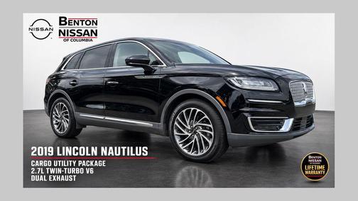 Infinite Black Metallic 2019 Lincoln Nautilus Reserve