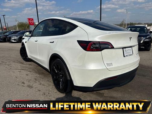 Pearl White Multi-Coat 2021 Tesla Model Y Long Range Dual Motor All-Wheel Drive