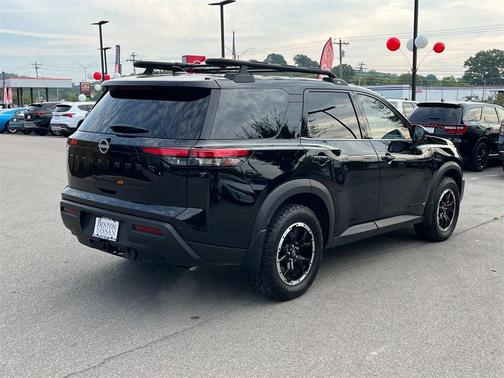 2024 Nissan Pathfinder Rock Creek 4WD