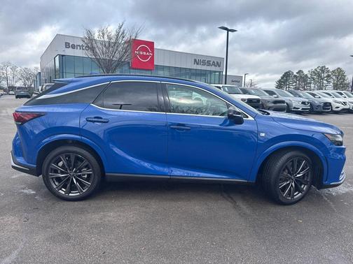 Eminent White Pearl 2023 Lexus RX 350 F SPORT Handling