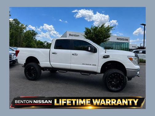 Glacier White 2018 Nissan Titan XD S