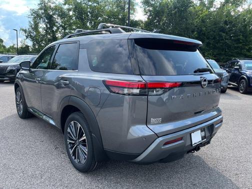 Gun Metallic 2026 Nissan Pathfinder Platinum