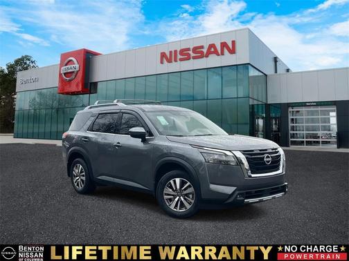 2025 Nissan Pathfinder SL 4WD