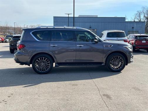 2024 INFINITI QX80 PREMIUM SELECT AWD