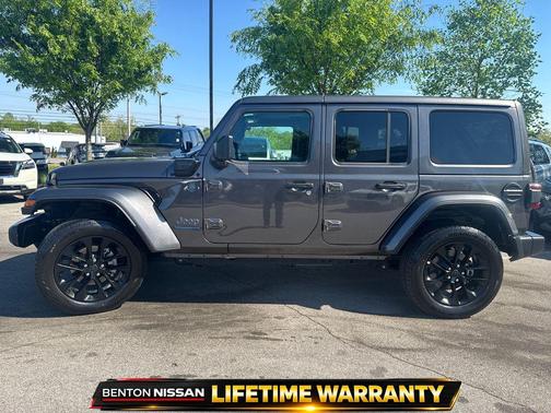 Granite Crystal Metallic Clearcoat 2025 Jeep Wrangler 4xe Sahara