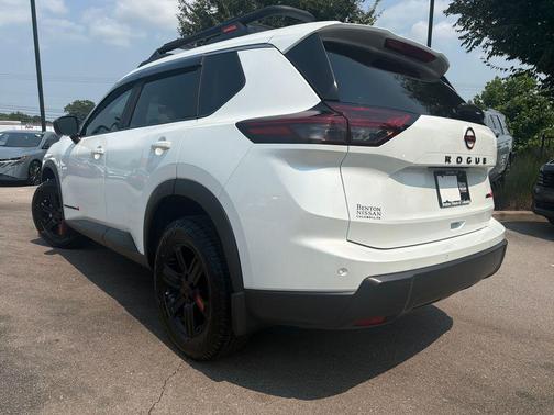 Everest White Pearl Tricoat 2026 Nissan Rogue Rock Creek
