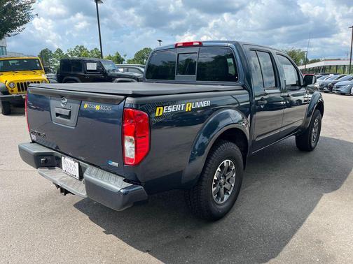 Arctic Blue Metallic 2017 Nissan Frontier Desert Runner
