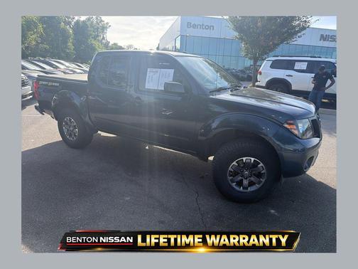 Arctic Blue Metallic 2017 Nissan Frontier Desert Runner