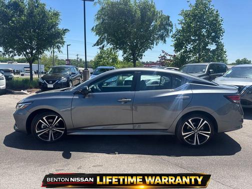 Gun Metallic 2022 Nissan Sentra SR