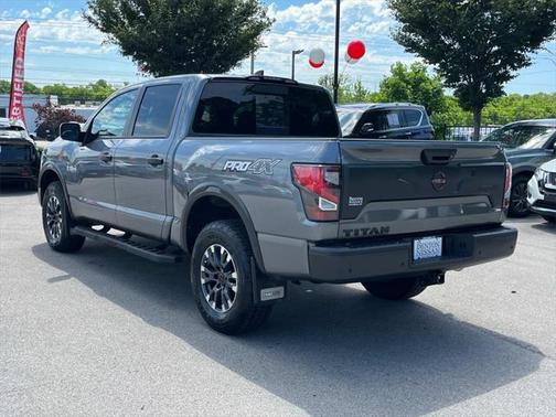 2024 Nissan Titan PRO-4X