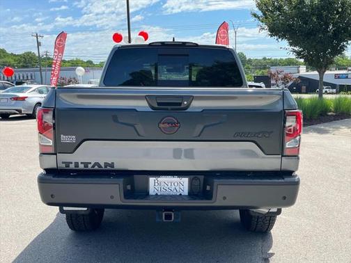 2024 Nissan Titan PRO-4X