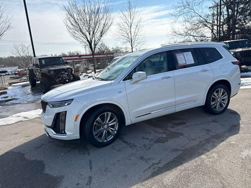 2023 Cadillac XT6 Premium Luxury FWD