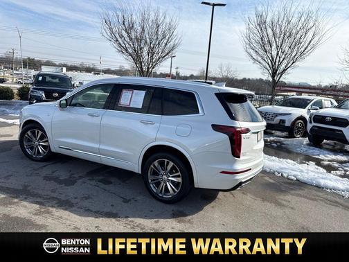 2023 Cadillac XT6 Premium Luxury FWD