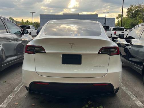 2021 Tesla Model Y Long Range Dual Motor All-Wheel Drive