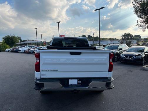 Summit White 2021 Chevrolet Silverado 1500 WT