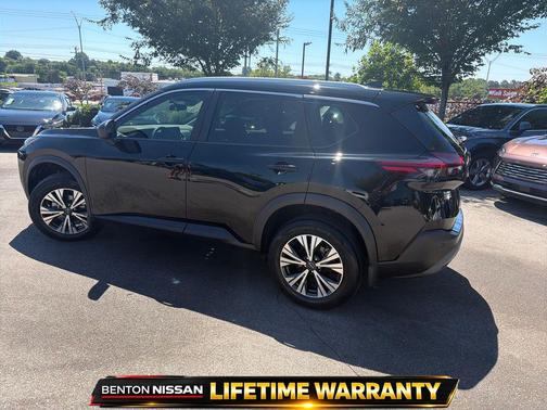 Super Black 2023 Nissan Rogue SV