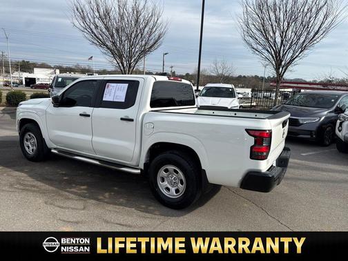 2022 Nissan Frontier S