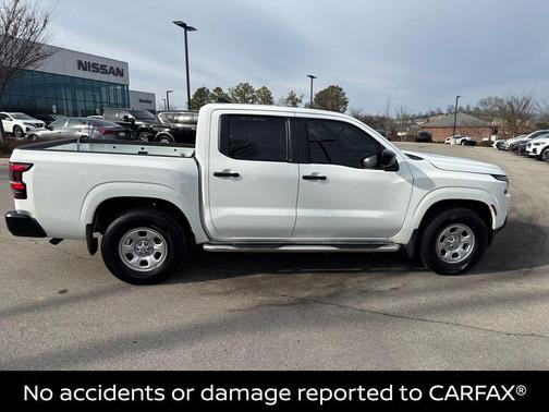 2022 Nissan Frontier S