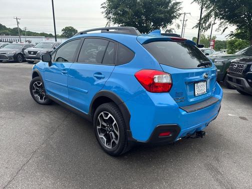 Hyper Blue 2016 Subaru Crosstrek 2.0i Limited