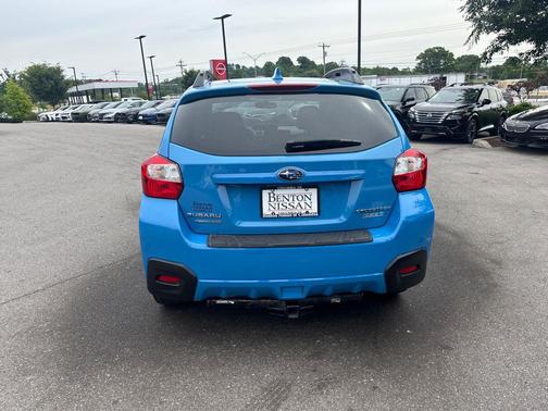 Hyper Blue 2016 Subaru Crosstrek 2.0i Limited