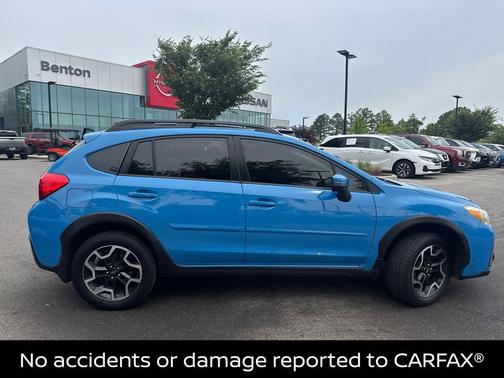 Hyper Blue 2016 Subaru Crosstrek 2.0i Limited