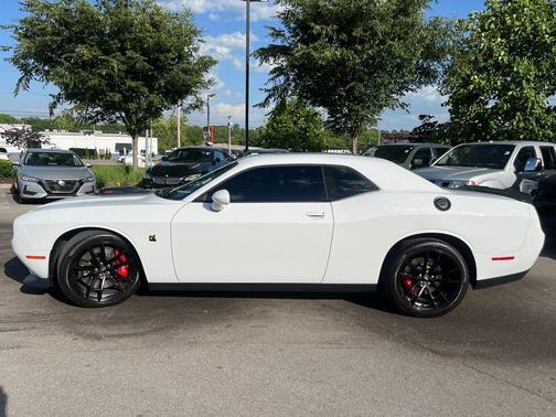 White Knuckle Clearcoat 2021 Dodge Challenger R/T Scat Pack