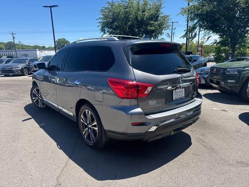 Gun Metallic 2019 Nissan Pathfinder Platinum